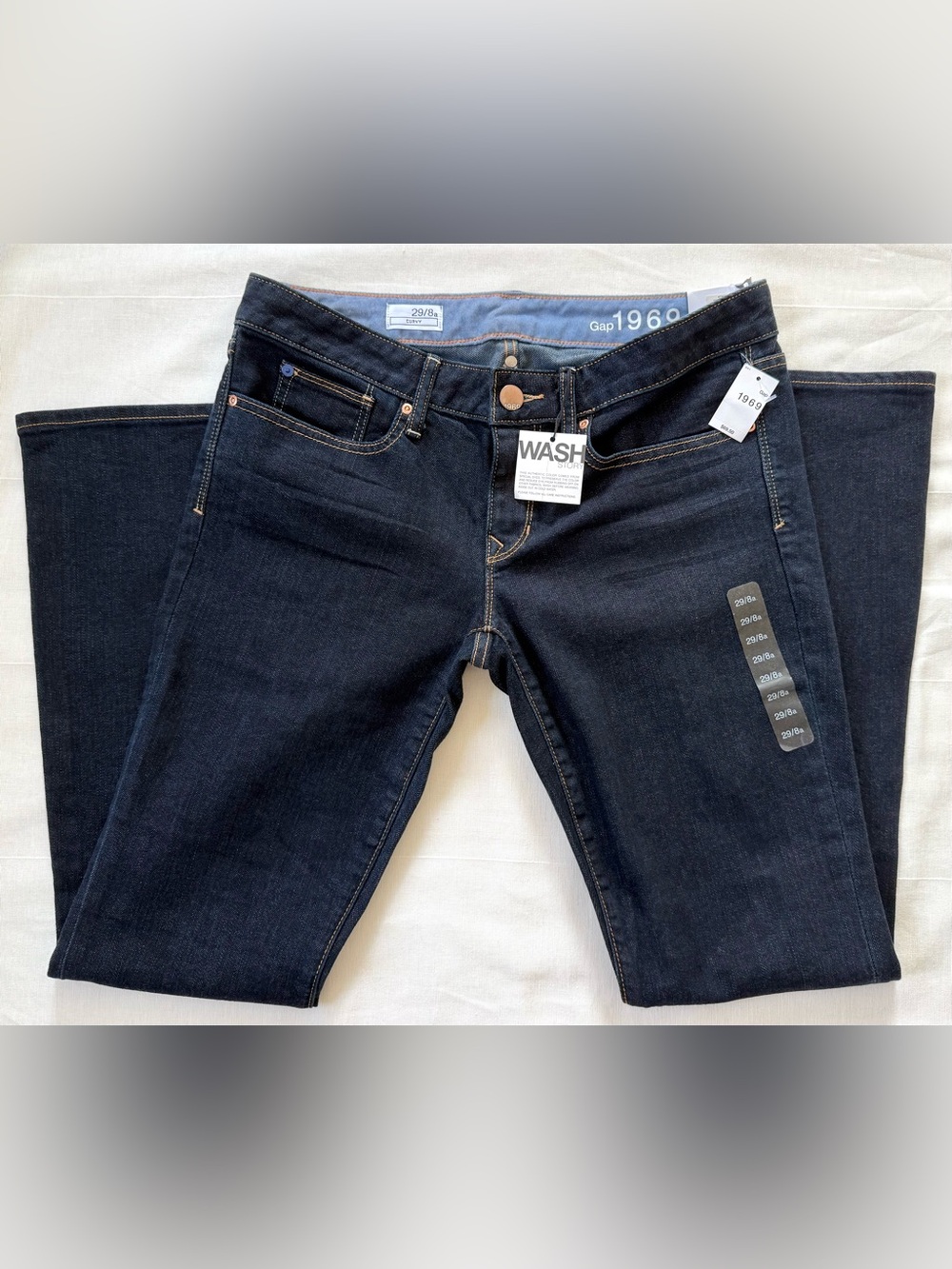 NWT Gap 1969 Curvy Low Rise Bootcut Jeans Dark Wash 29/8 - Picture 4 of 5